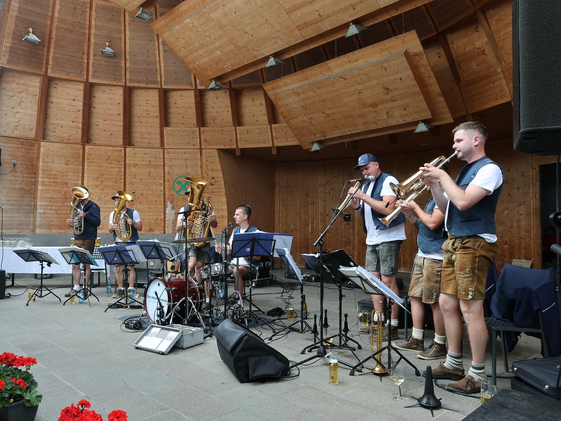 Frühschoppen mit der "Hopfenmusig" in Schenna - Meran und Umgebung - #1 - suedtirol.info