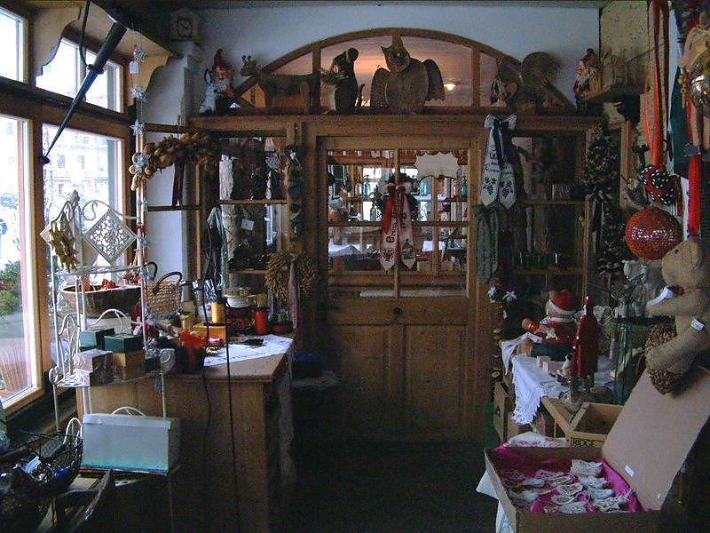 Big antiques and collectors' market Niederdorf/Villabassa 2 suedtirol.info