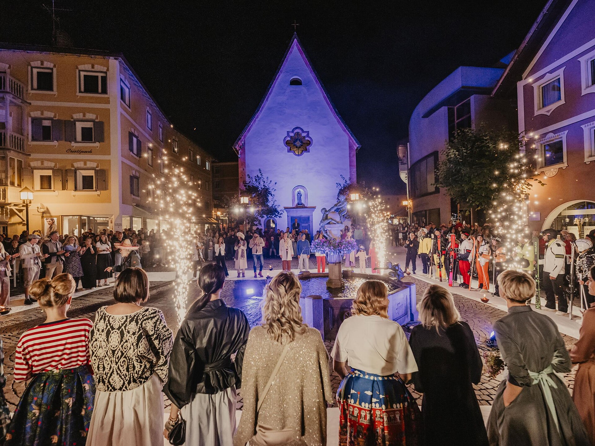 Fashion Walk Ortisei - Regione dolomitica Val Gardena - #1 - suedtirol.info