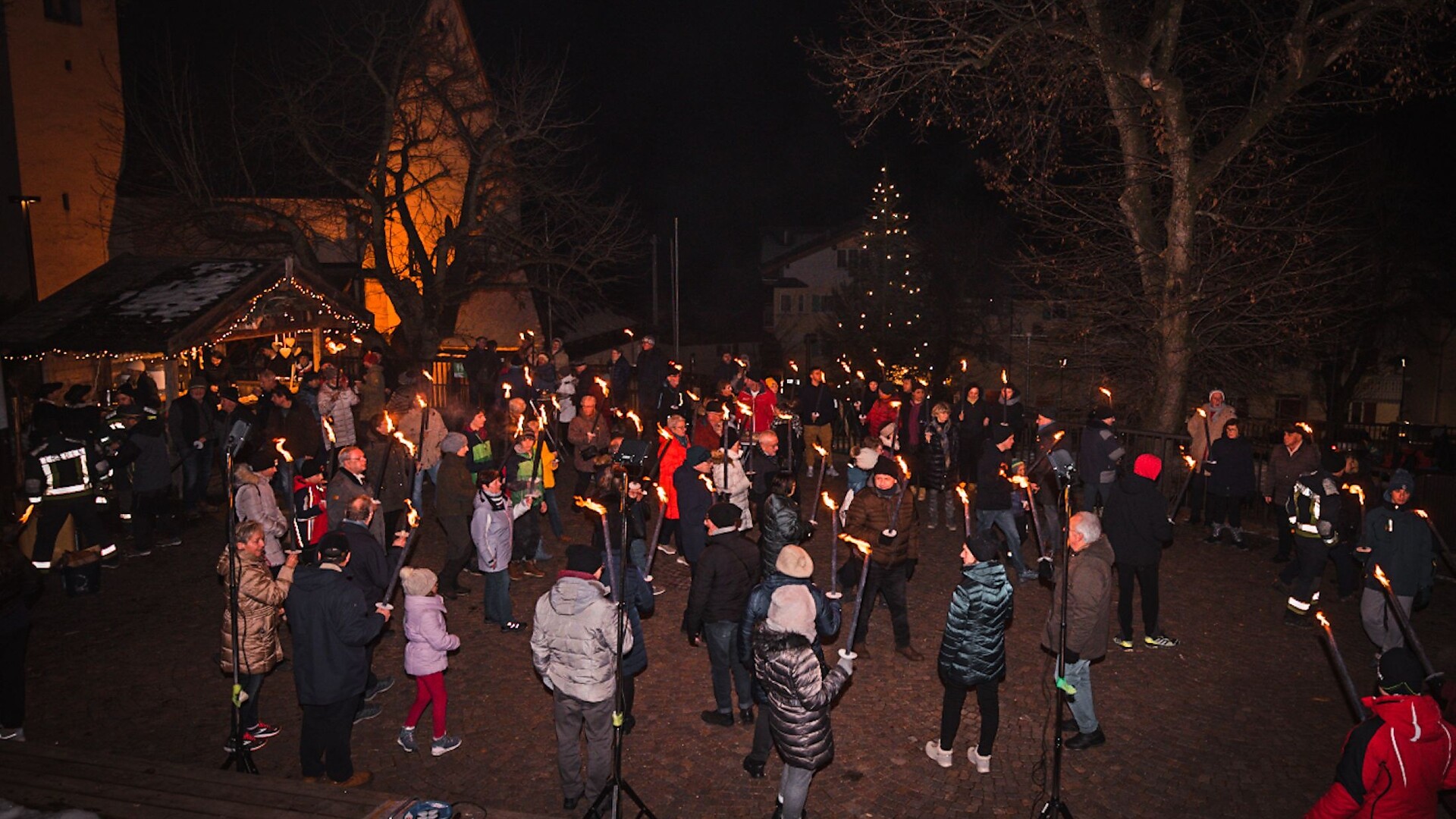 Torchlight hike at Trodena -  - #1 - suedtirol.info