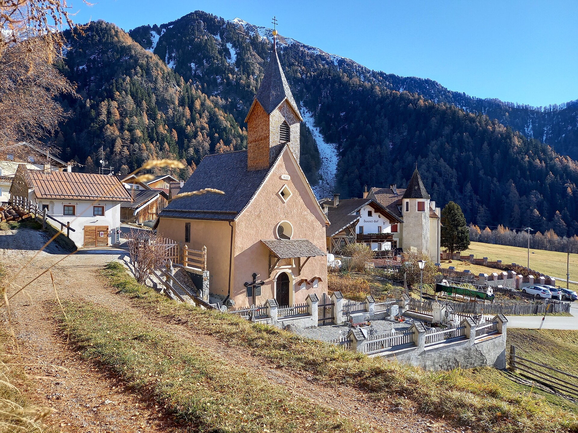 Führung in der Kirche von Plawenn - Vinschgau - #1 - suedtirol.info