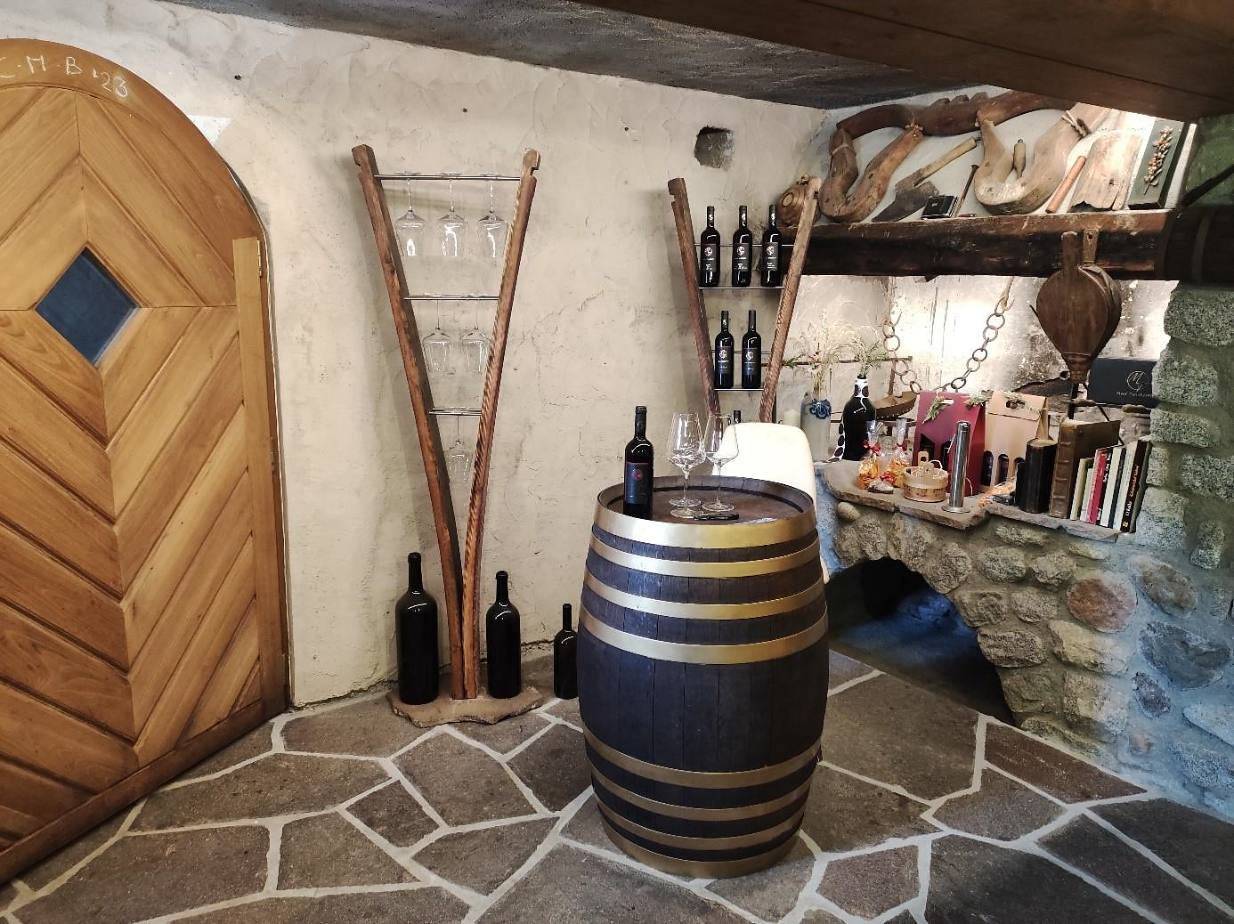 Guided tour & wine tasting – Perlhof Ritten/Renon 3 suedtirol.info