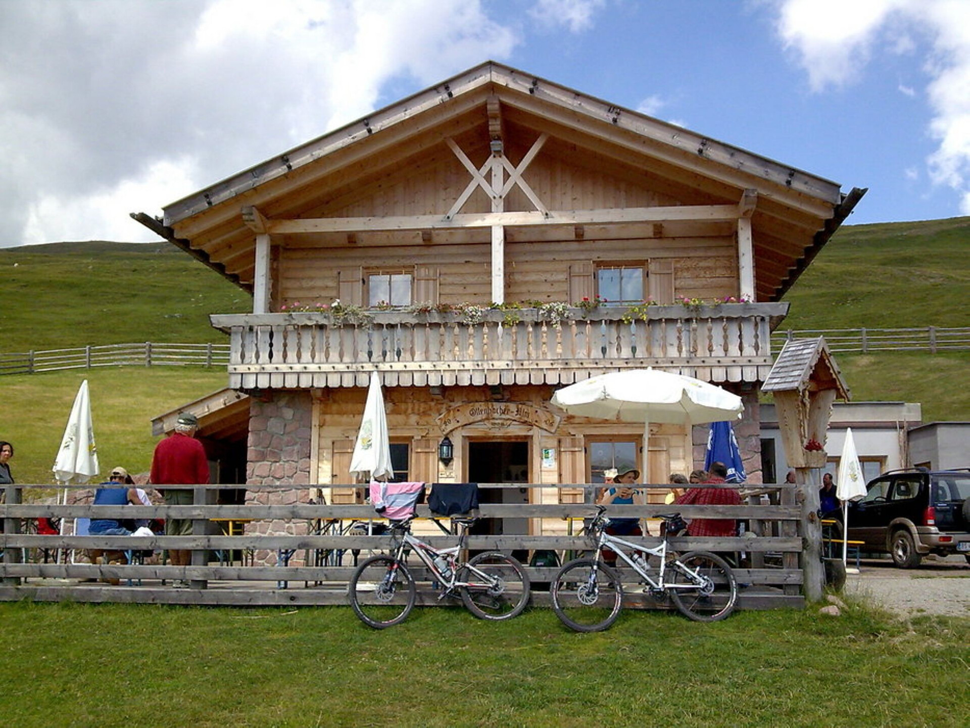 Escursione guidata "Öttenbacher Alm (1908 m) – Escursione panoramica" - Merano e dintorni - #1 - suedtirol.info