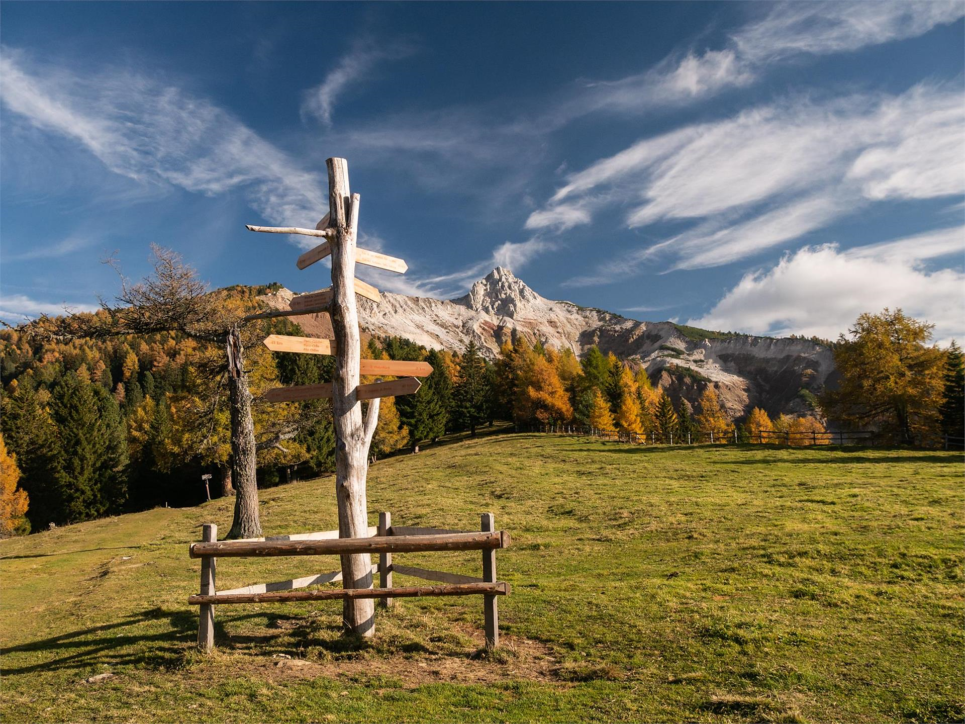 Escursione geologica - Bletterbach Nova Ponente 2 suedtirol.info