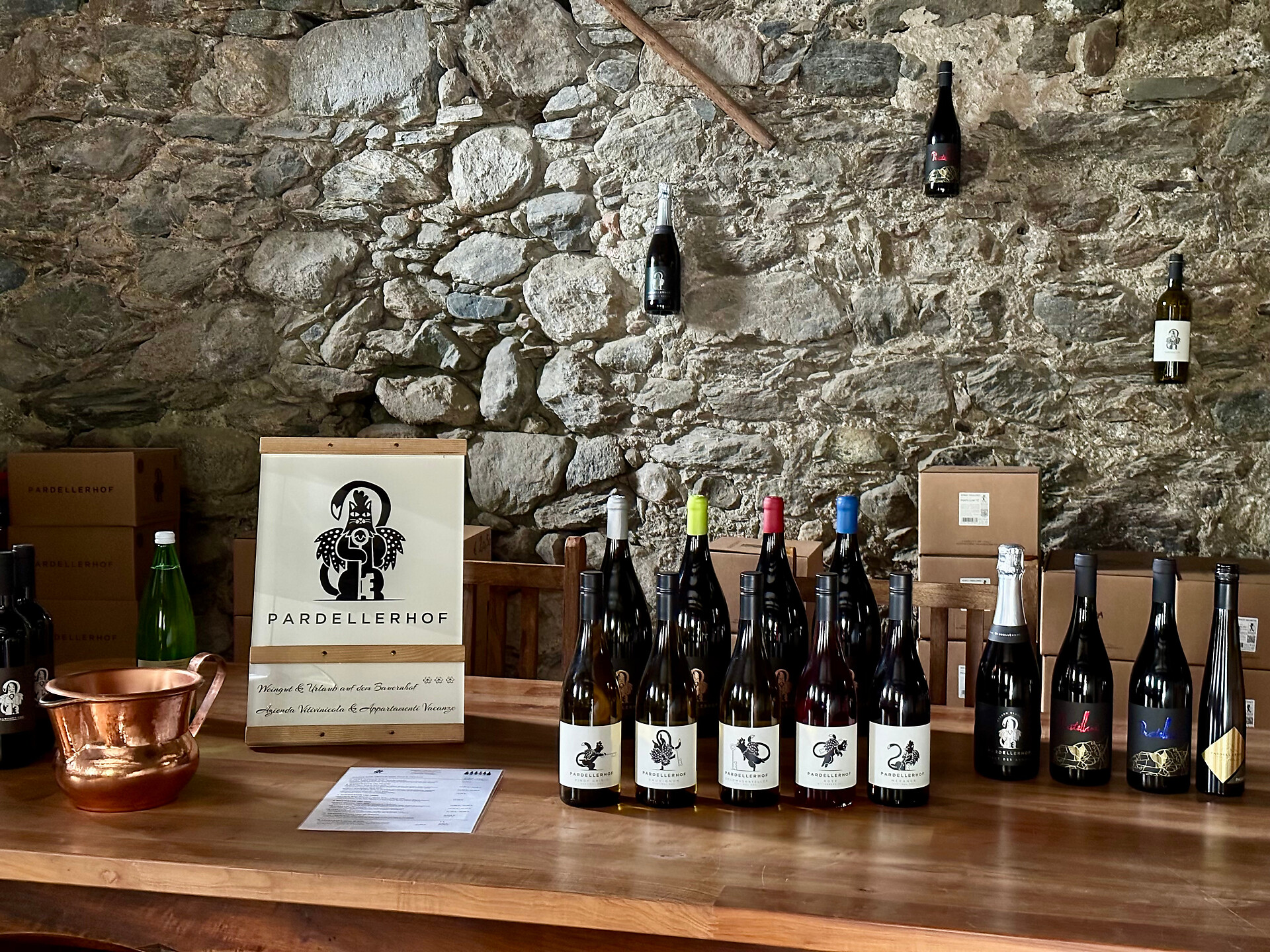 Genusspfad durch Weinberg & Keller – 100 % aus Marling beim Weingut Pardellerhof - Meran und Umgebung - #2 - suedtirol.info