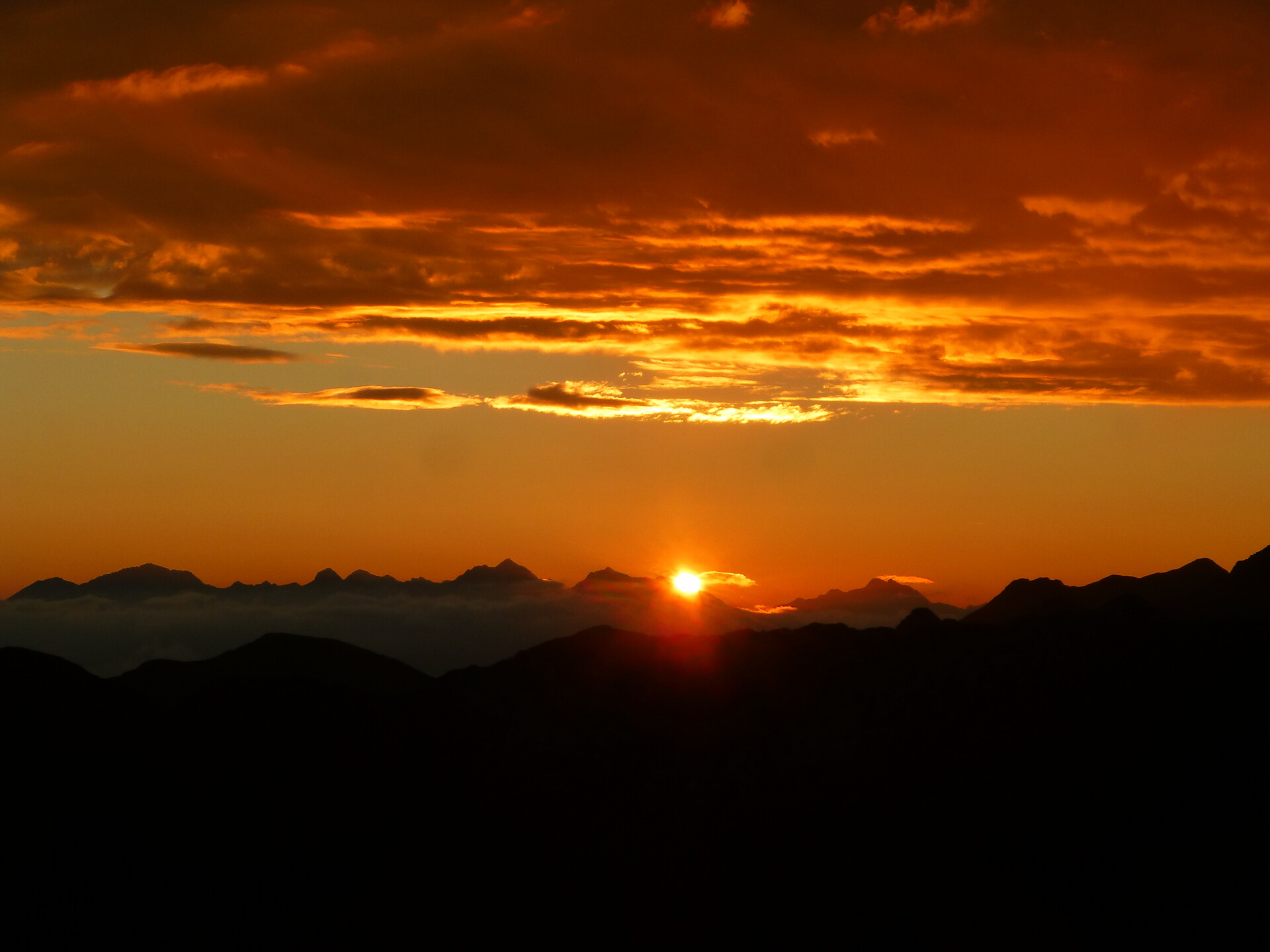 Gipfel Sonnenaufgangstour & Almfrühstück Rasen-Antholz 2 suedtirol.info