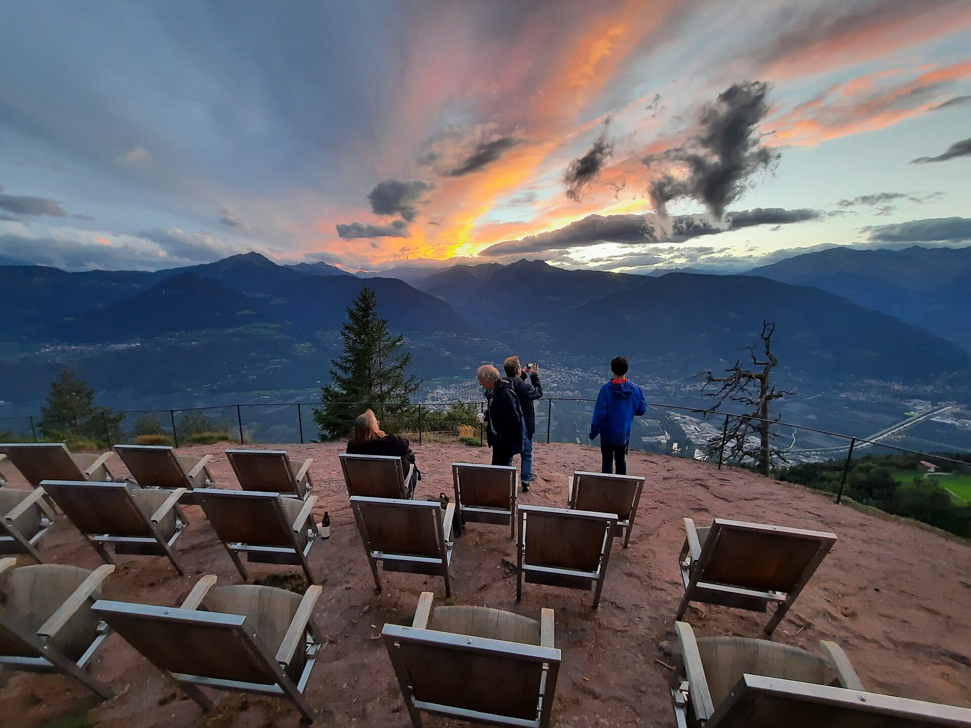 Geführte Sonnenuntergangswanderung zum Knottenkino - Meran und Umgebung - #1 - suedtirol.info