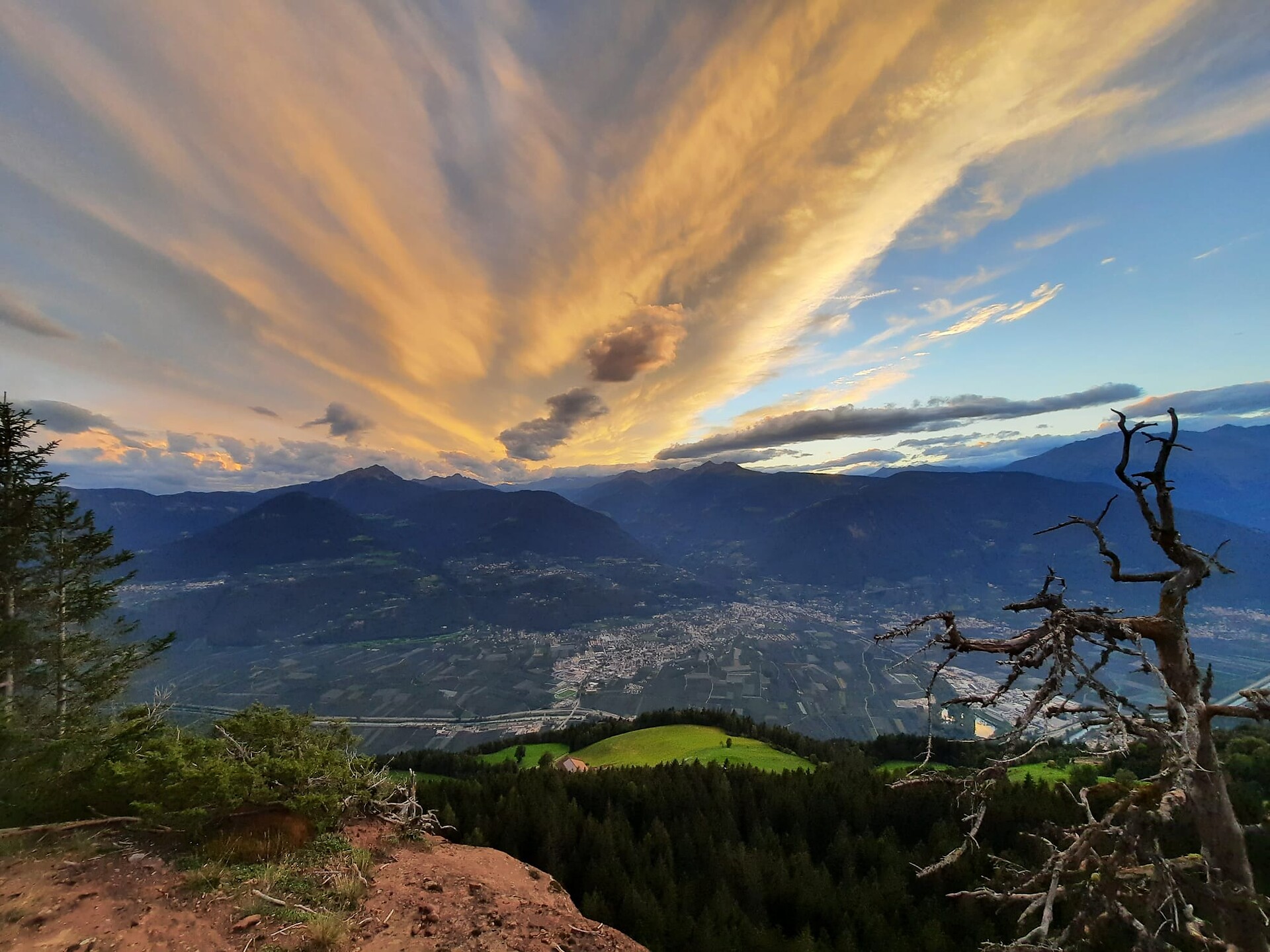 Geführte Sonnenuntergangswanderung zum Knottenkino - Meran und Umgebung - #3 - suedtirol.info