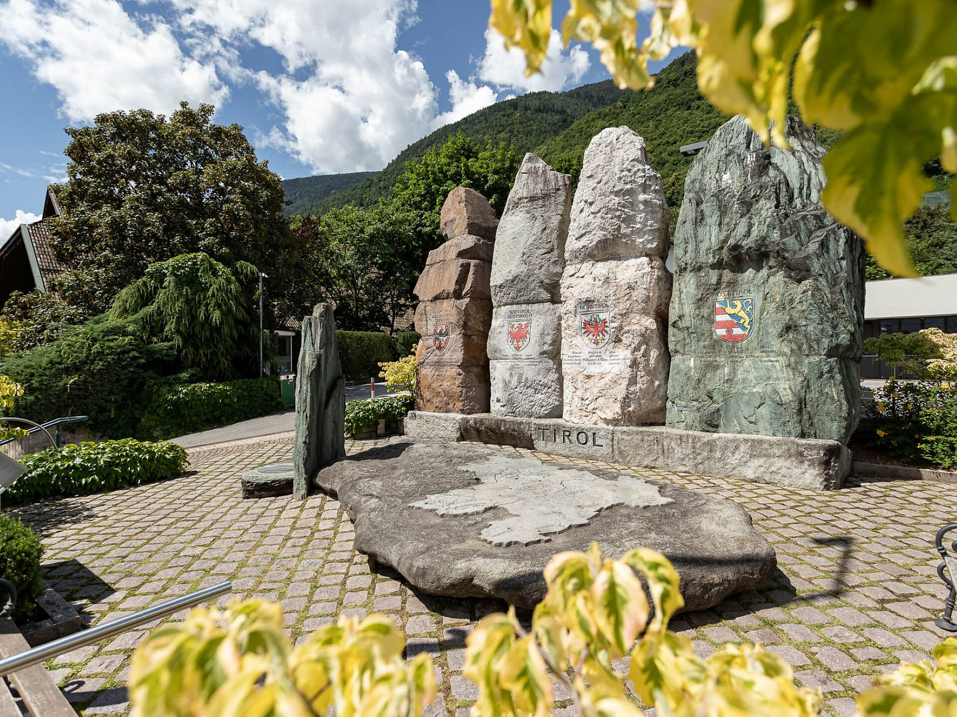 Culinary walk in Marling with a wine tasting at the Biologic Winery Gruberhof - Meran/Merano and environs - #2 - suedtirol.info