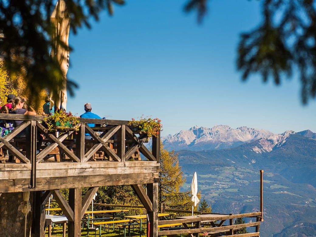 Geführte Wanderung im Mendelgebirge - Südtiroler Weinstraße - #1 - suedtirol.info