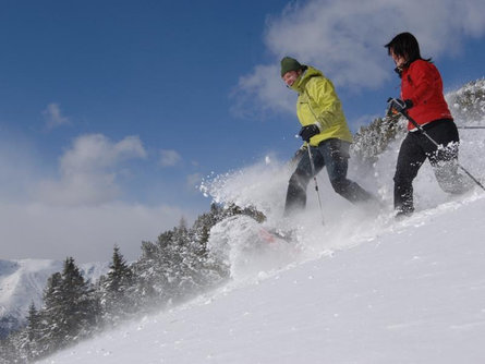 Gita con racchette da neve guidata nei Monti Sarentinesi Sarentino 1 suedtirol.info