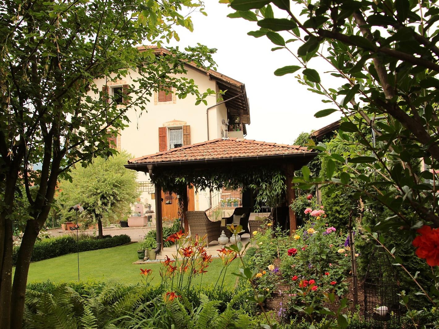 Giardino des maso Nussau - I giardini di Andriano e Terlano 2026 - Strada del Vino - #1 - suedtirol.info