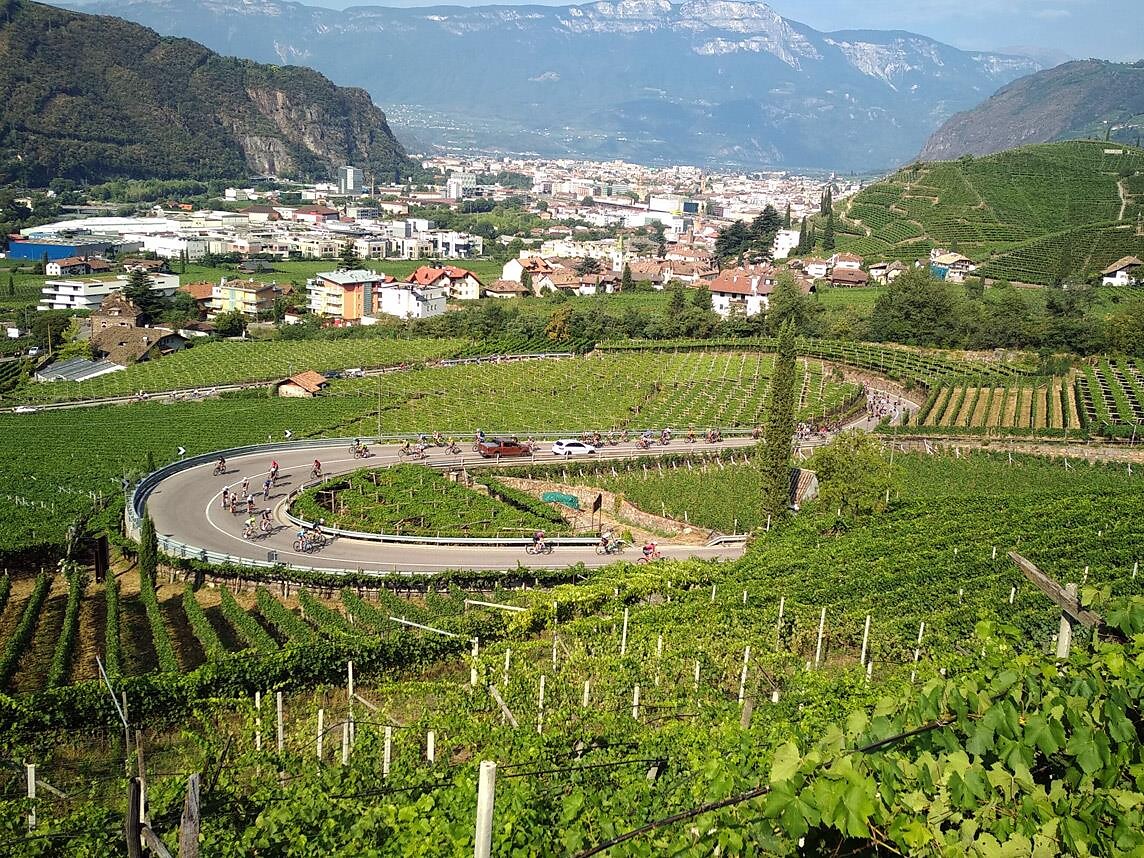 Giro delle Dolomiti, Stage 3 - a road bicycle event - Bolzano/Bozen and environs - #3 - suedtirol.info
