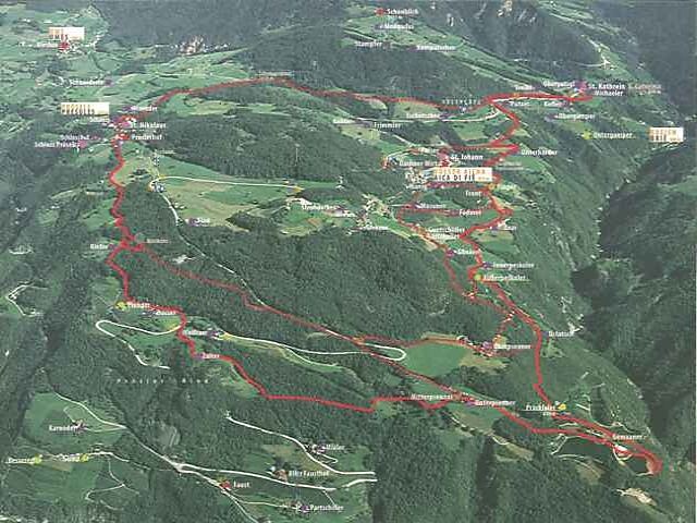 Guided Hike "Oachner Höfeweg" Tiers am Rosengarten/Tires al Catinaccio 3 suedtirol.info