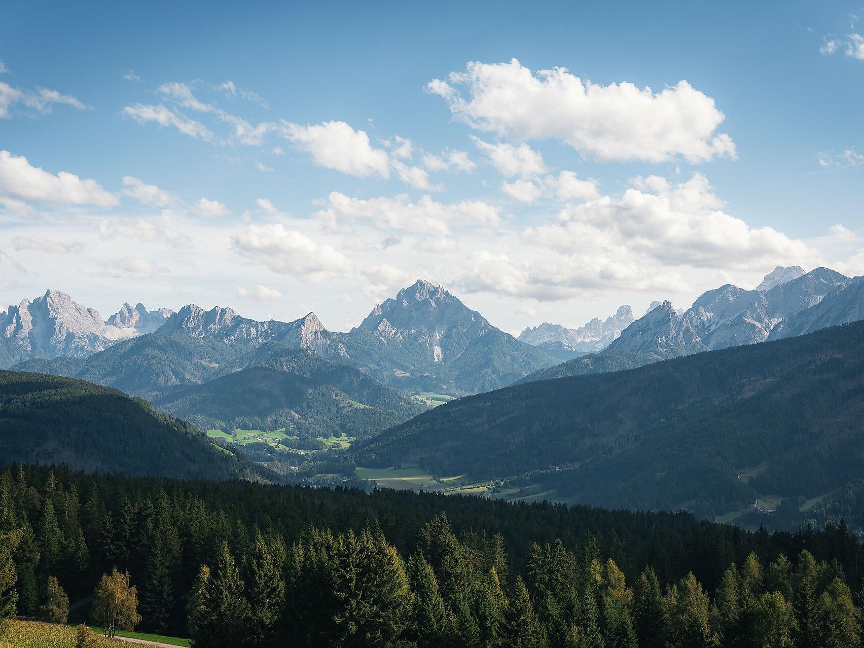 Escursione panoramica con Gilbert: scoprire la vista Dolomiti e rovina Altrasen - Regione dolomitica Plan de Corones - #1 - suedtirol.info
