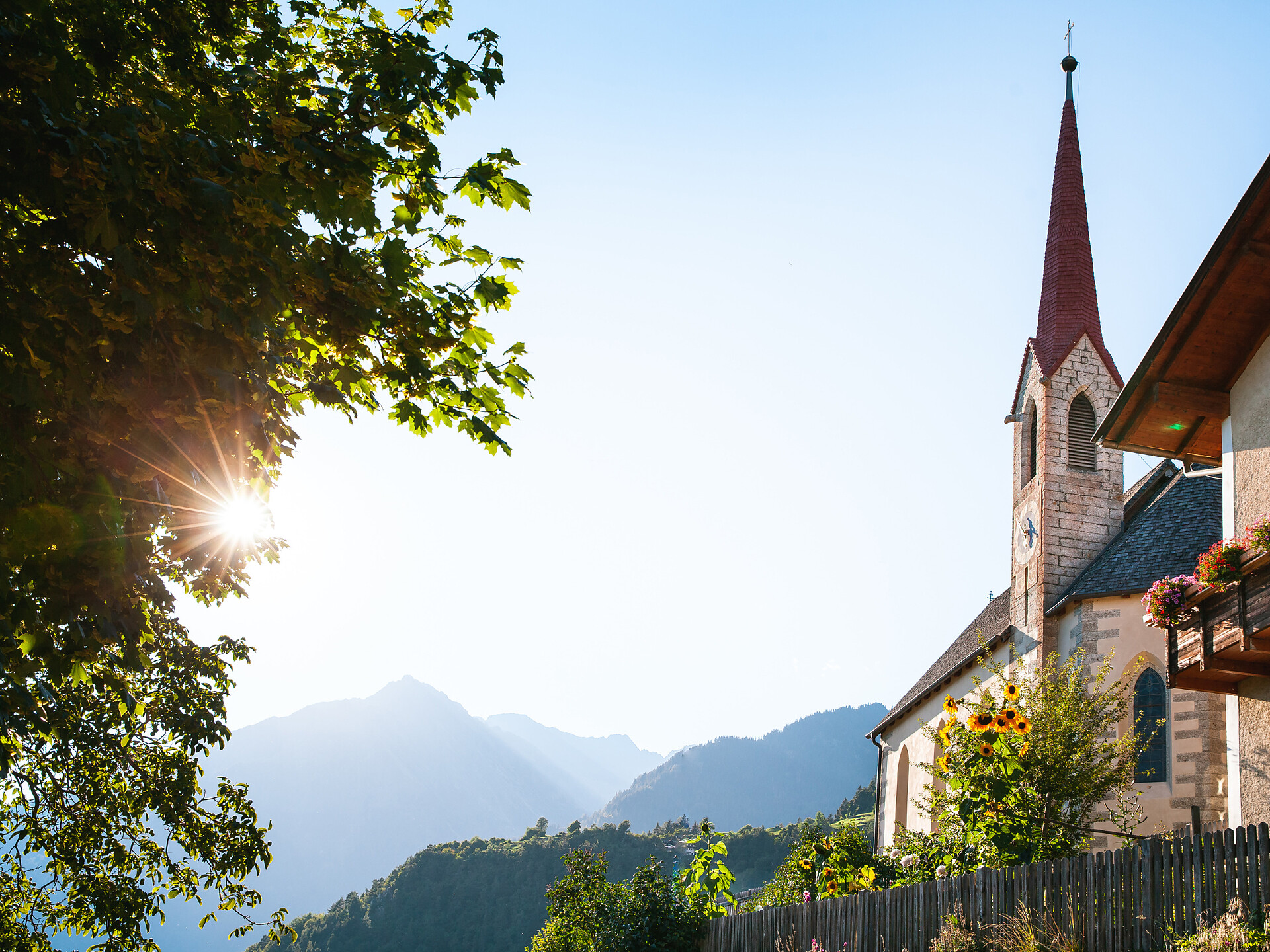 Gästebegrüßung & Weinverkostung hinter historischen Mauer (Kopie) - Meran/Merano and environs - #1 - suedtirol.info