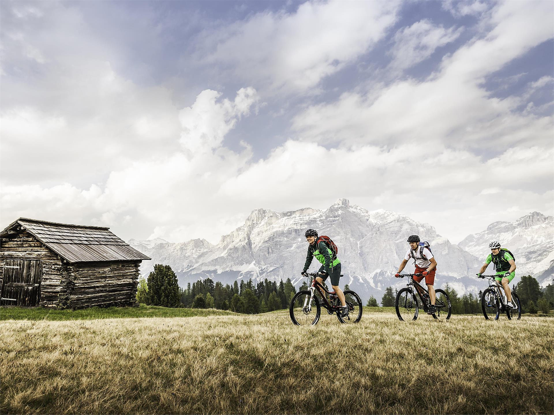 Tour guidato in E-MTB - Regione dolomitica Alta Badia - #1 - suedtirol.info