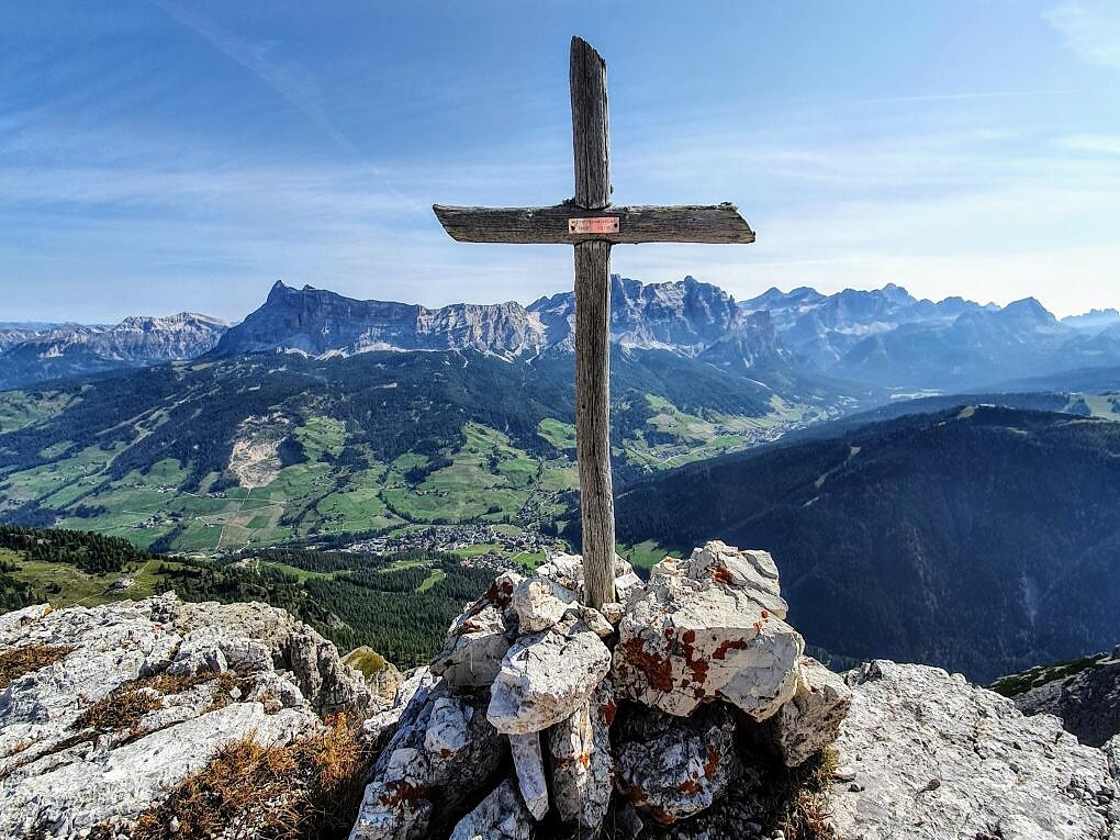 Uno spettacolo infinito - Cima Para dai Giai nel Parco naturale Puez-Odle Badia 1 suedtirol.info