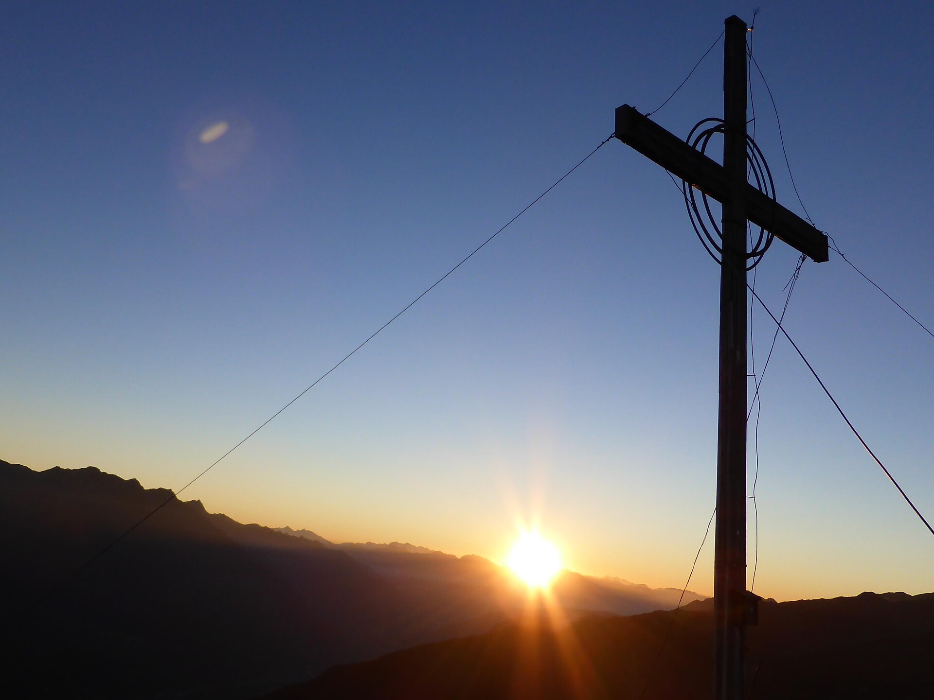 Summit Hike Zwölferkreuz at Sunrise - Vinschgau/Val Venosta - #1 - suedtirol.info