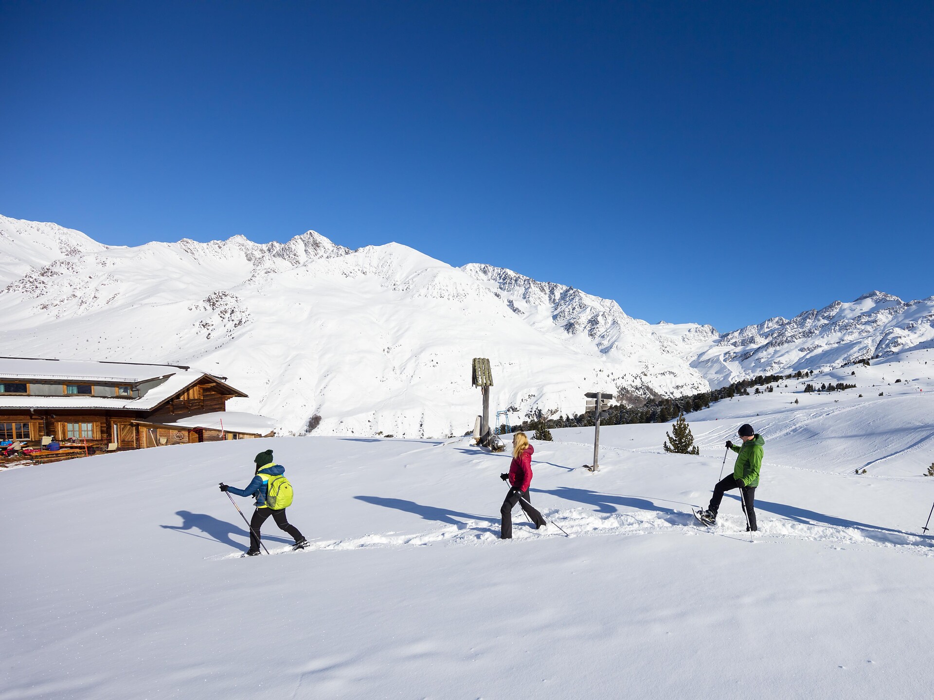 Escursione guidata con le racchette da neve nella Vallelunga Curon Venosta 1 suedtirol.info