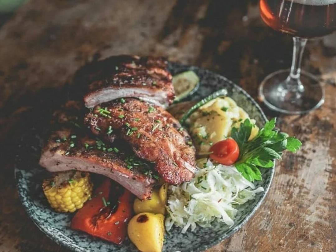 Grill & Chill presso il maso Ladritscher Hof: good music, food & fun Nova Levante 2 suedtirol.info