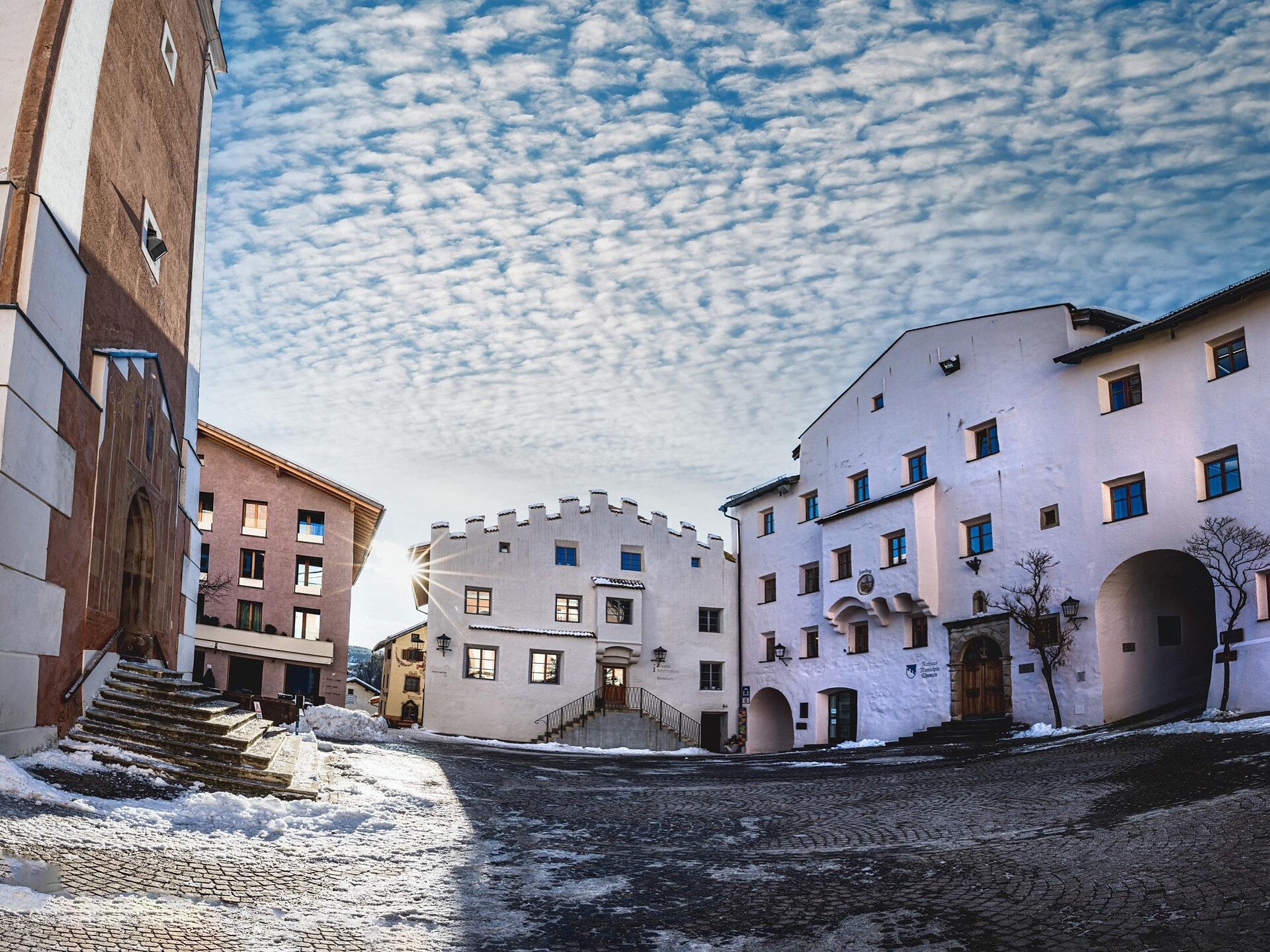 Geführter Dorfrundgang mit Glühwein Umtrunk - Dolomitenregion Seiser Alm - #2 - suedtirol.info