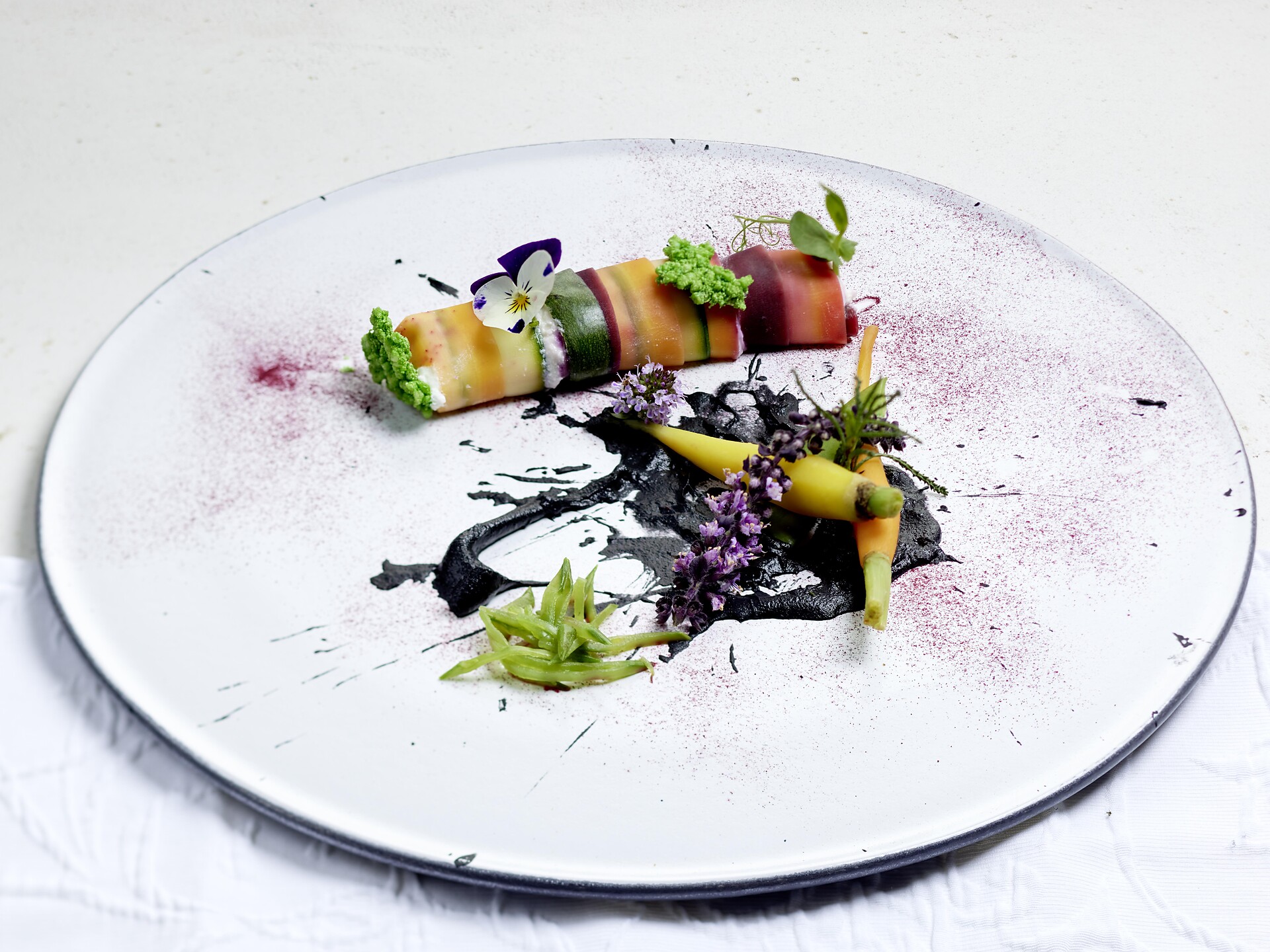 GIN DAYS IN SCHENNA | GIN flavoured Menu @ Restaurant Joselie Schenna/Scena 2 suedtirol.info