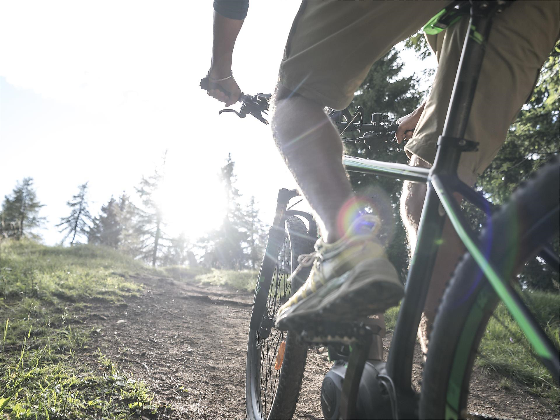 Geführte E-Bike-Dörfertour DO - Südtiroler Weinstraße - #1 - suedtirol.info