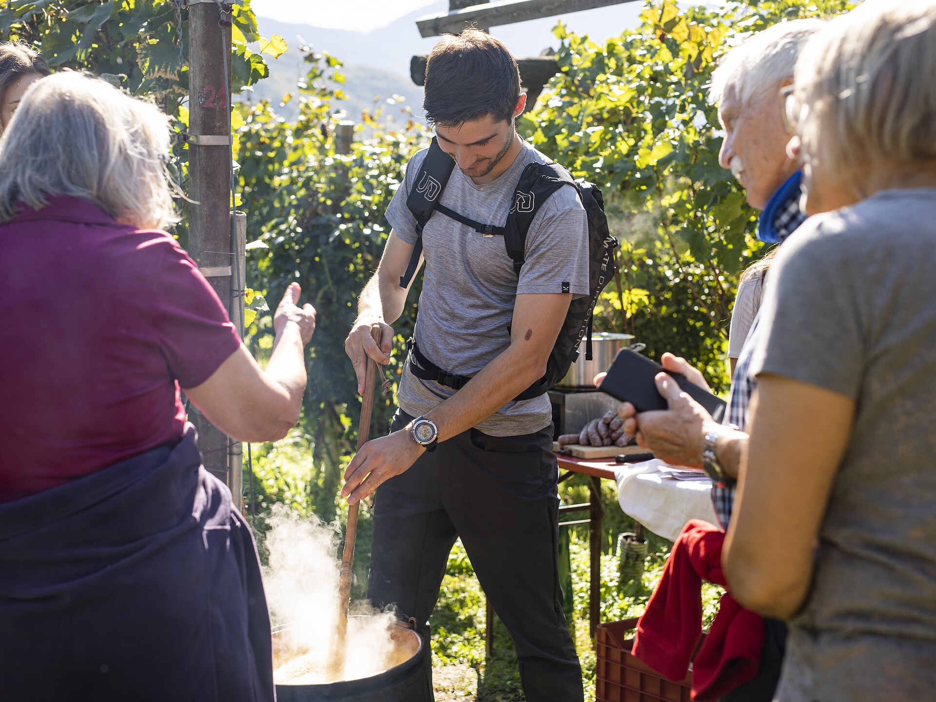 Genusswanderung zum Kalterer See mit Wein und Kulinarik 2025 Dienstag Kaltern an der Weinstraße 2 suedtirol.info