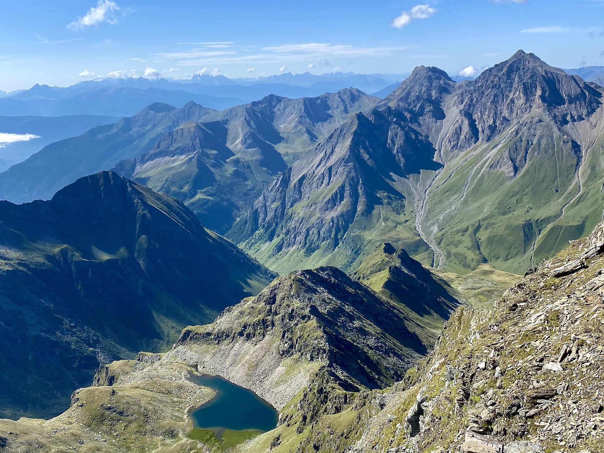 SÜDTIROLER ALMBLÜTE: Geführte Bergseenwanderung im Pfunderer Tal Vintl 2 suedtirol.info