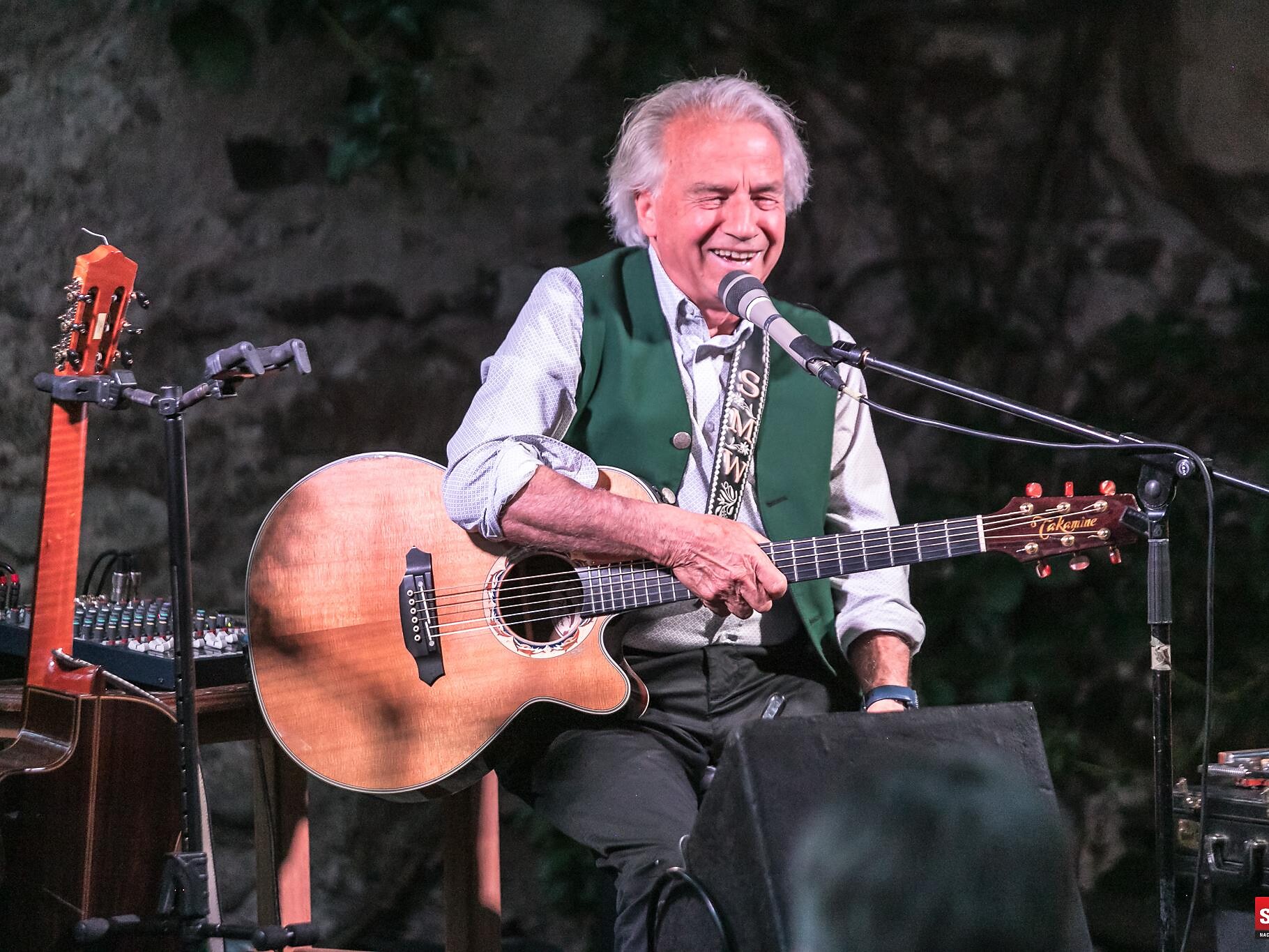 Garden beats - Sepp Messner Windschnur in concert Parcines 3 suedtirol.info