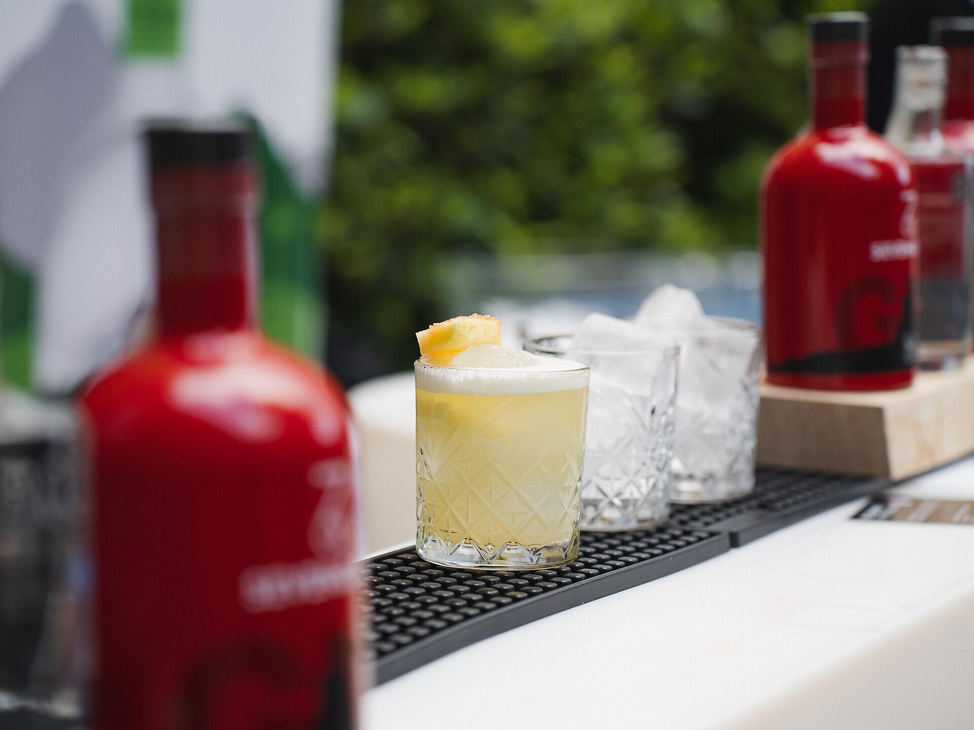 GIN DAYS A SCENA | After Dinner Guest Shift @ Luminis food & wine Scena 1 suedtirol.info