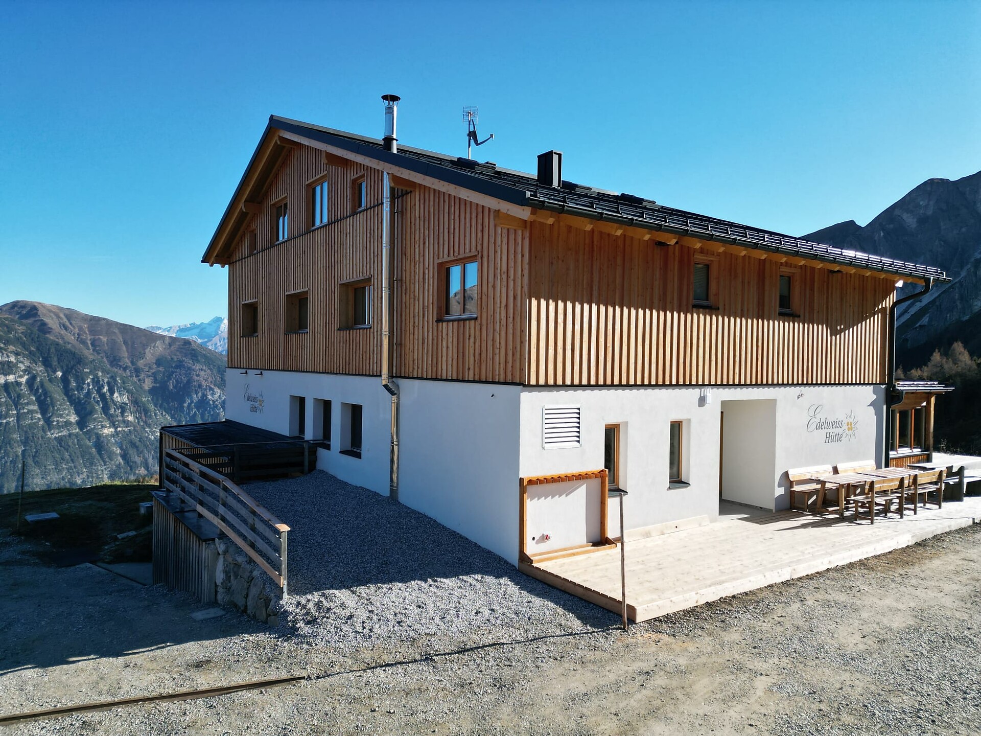 Incontro dei schioccatori di frusta al rifugio Stella Alpina - Vipiteno e dintorni - #1 - suedtirol.info