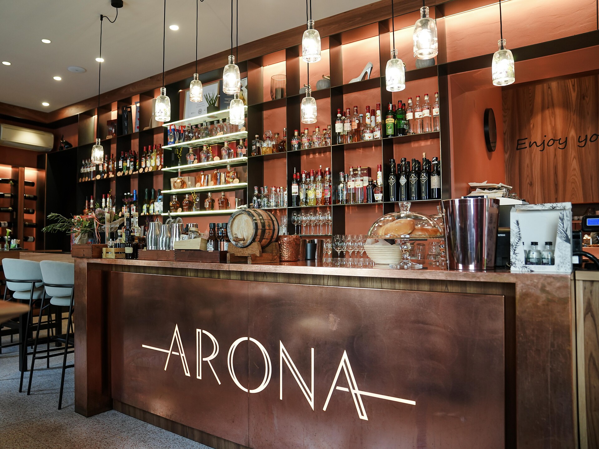 Guided Gewürztraminer tasting at Arona - Alto Adige Wine Road - #1 - suedtirol.info