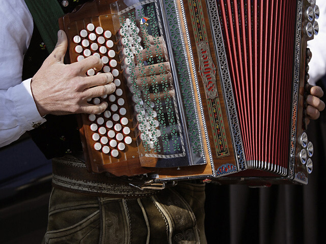 Hoangart - evening of folk music Ritten/Renon 2 suedtirol.info