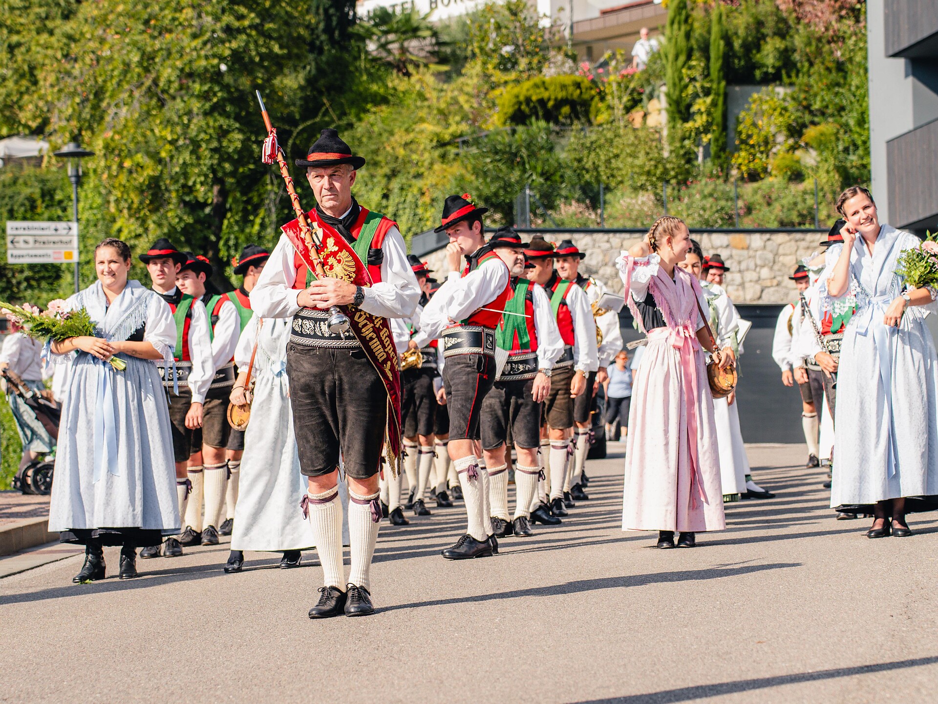Traditional autumn festival: parade of the Schützen corps (shooters) - Meran/Merano and environs - #3 - suedtirol.info