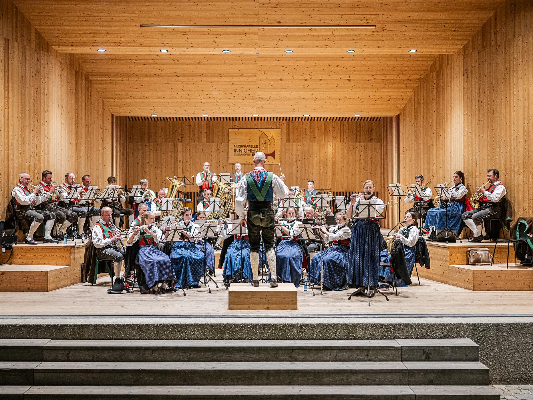 Concert of the banda musicale of Innichen / San Candido - Dolomites Region 3 Zinnen - #1 - suedtirol.info