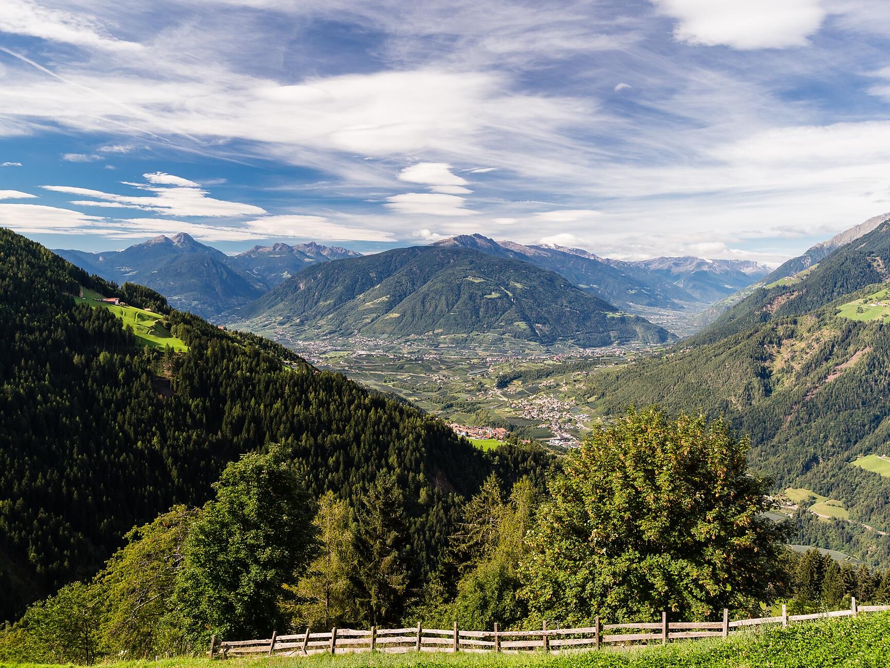 Hofführung „Wie geht Bauernhof, von der Kuh zum Käse" Schenna 3 suedtirol.info