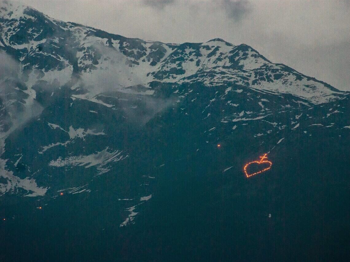 Herz-Jesu-Feuer auf den Bergen - Vinschgau - #2 - suedtirol.info