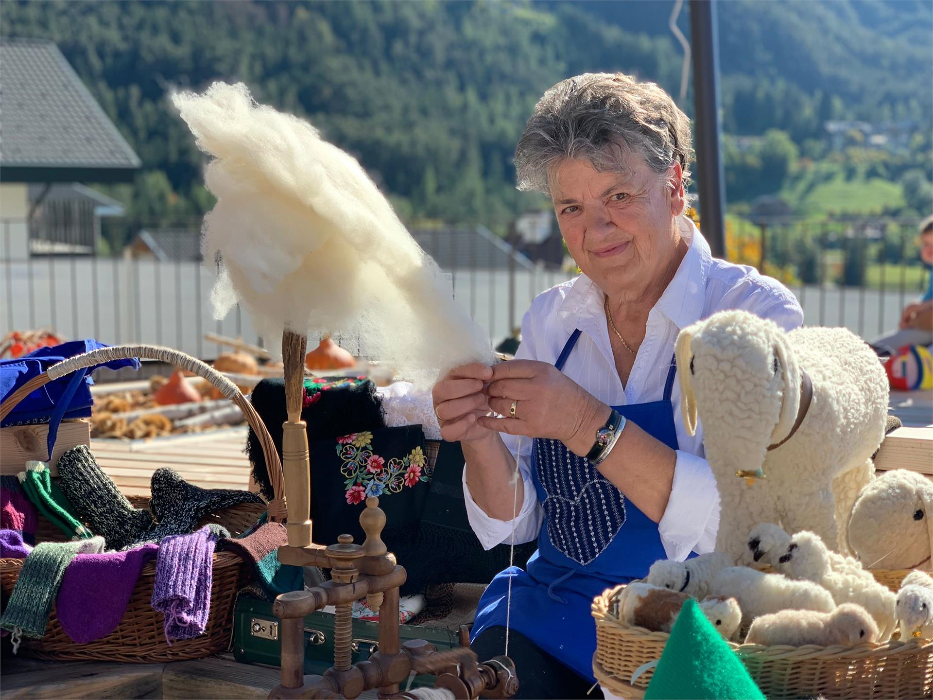Herbstgenuss: Altes Handwerk unterm Schlern Kastelruth 1 suedtirol.info