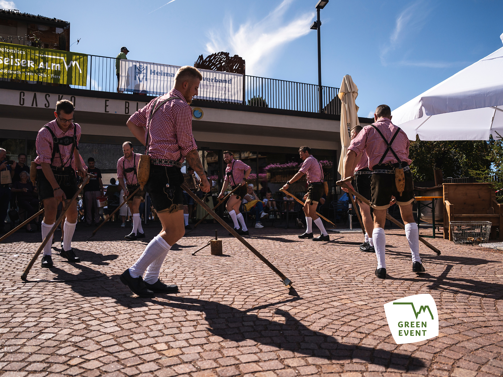 Artigianato tradizionale ai piedi dello Sciliar - Regione dolomitica Alpe di Siusi - #2 - suedtirol.info