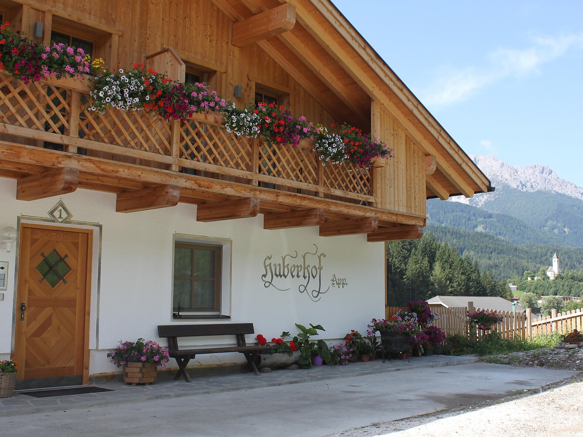 Innichen Active: visit of the Huberhof farm Innichen/San Candido 1 suedtirol.info