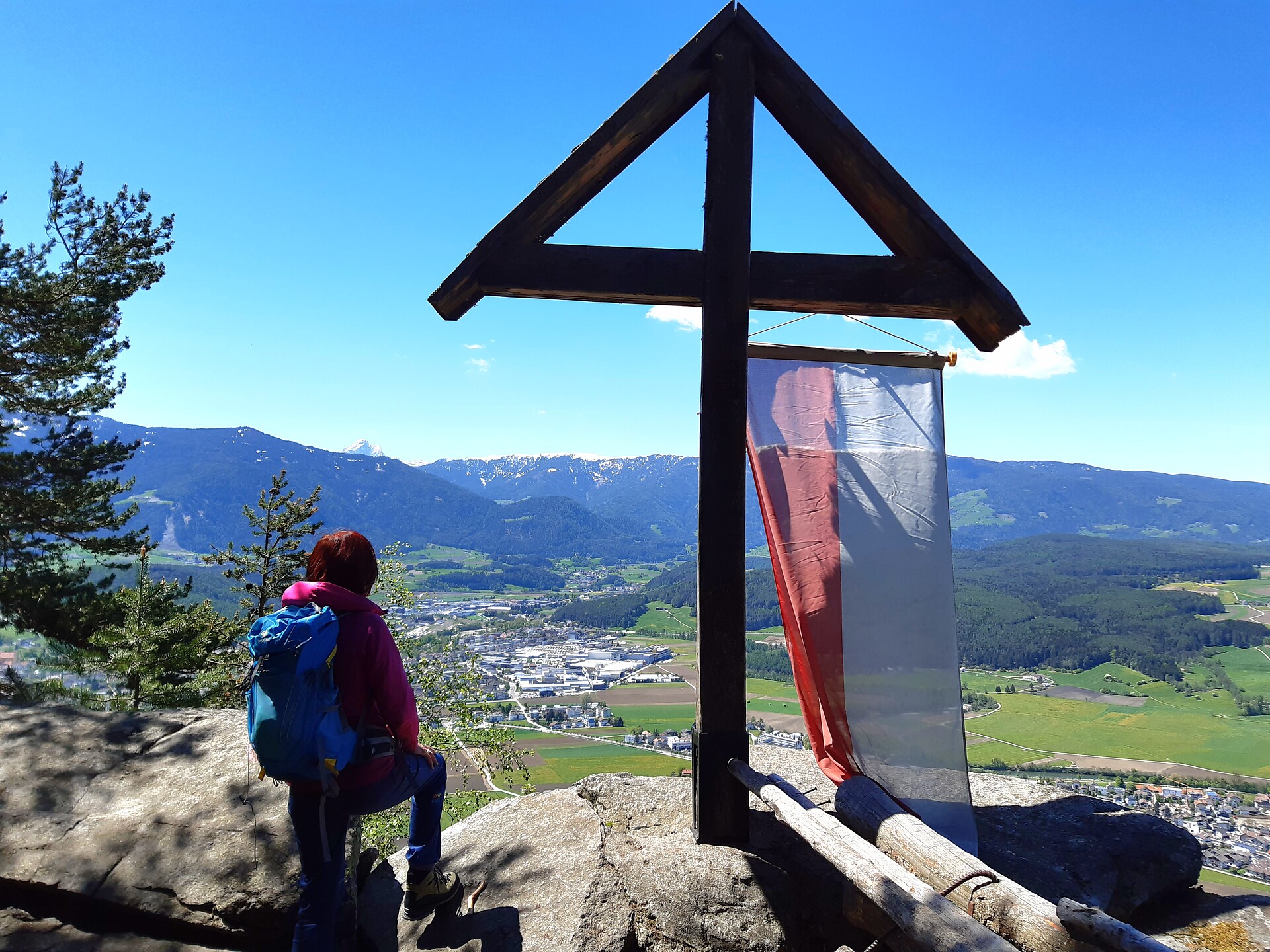 In the heart of the Puster Valley: a circular walk to the Tree of Love - Dolomites Region Kronplatz/Plan de Corones - #2 - suedtirol.info