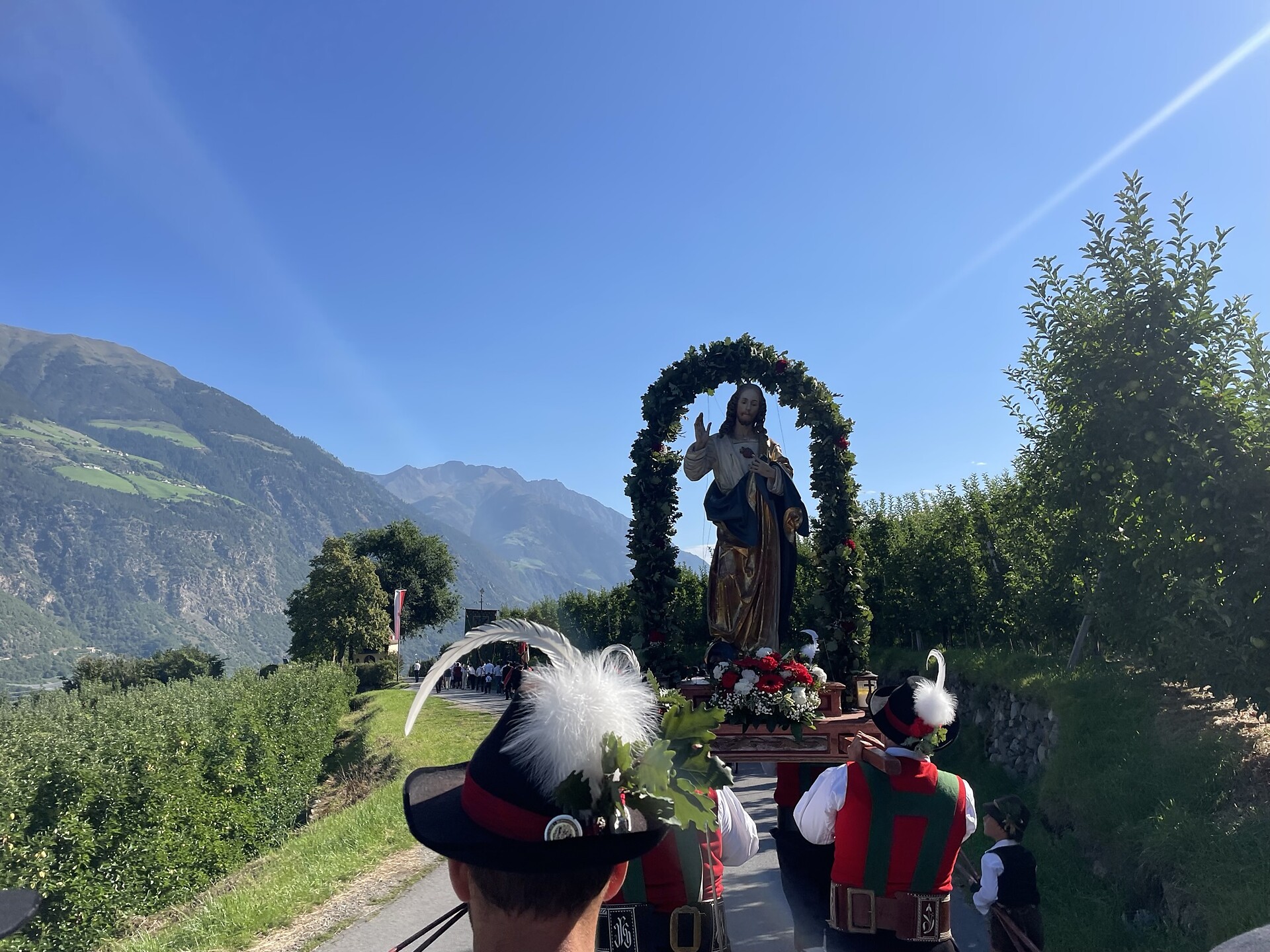 Jachim Prozession und Kirchweihfest Latsch 1 suedtirol.info