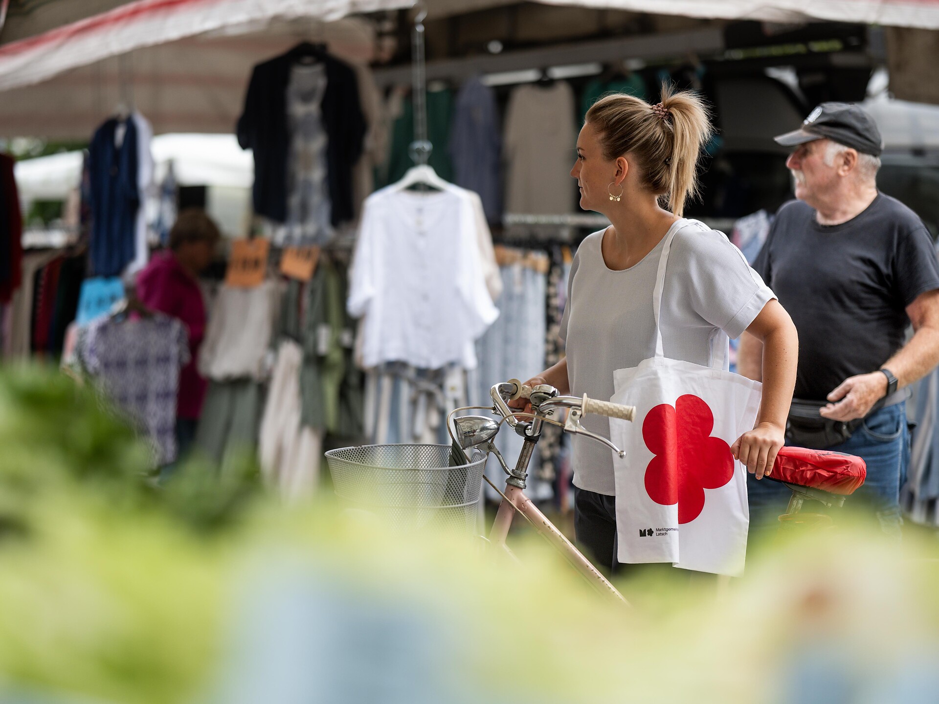 Ogni Venerdì mercato settimanale a Laces - Val Venosta - #1 - suedtirol.info