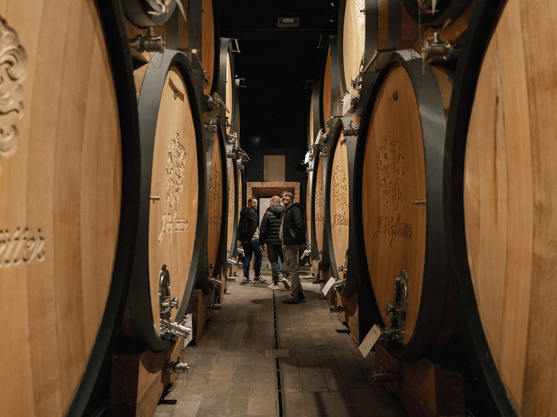 J. Hofstätter / Das Weingut im Abendlicht - Südtiroler Weinstraße - #1 - suedtirol.info