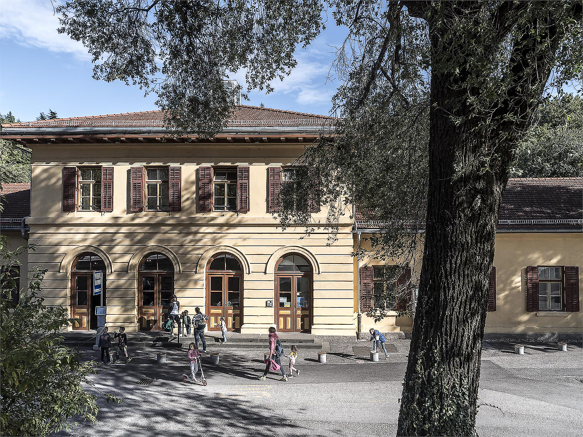 Kino - "Ma Mère, Dieu et Sylvie Vartan (Mit Liebe und Chansons)" - Südtiroler Weinstraße - #1 - suedtirol.info