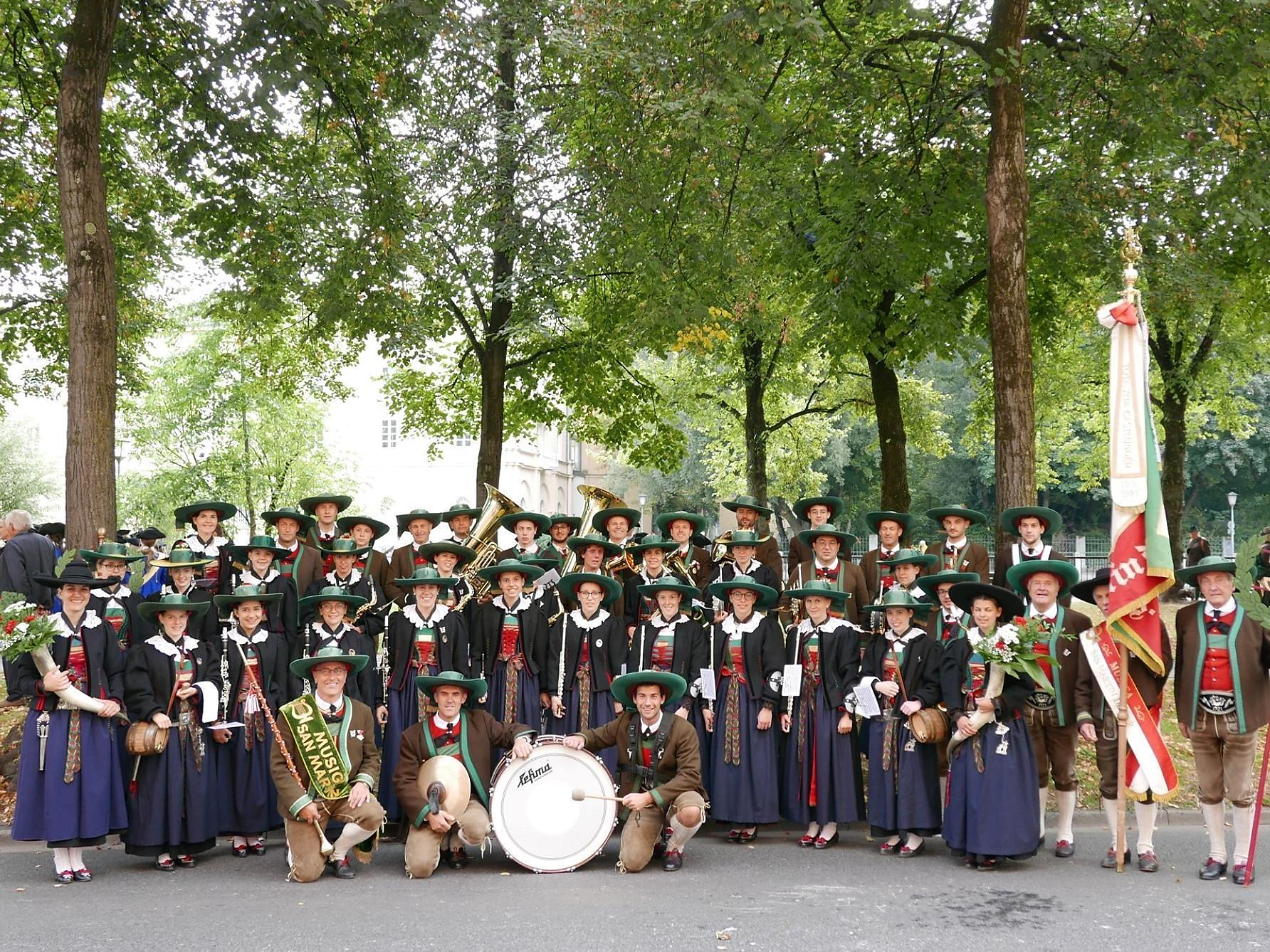 Konzert der Musikkapelle San Martin de Tor - Dolomitenregion Kronplatz - #1 - suedtirol.info