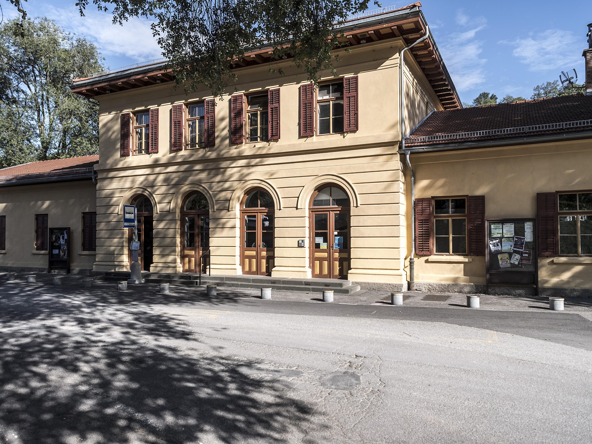 Kino - „Charlie der Superhund" - Südtiroler Weinstraße - #1 - suedtirol.info