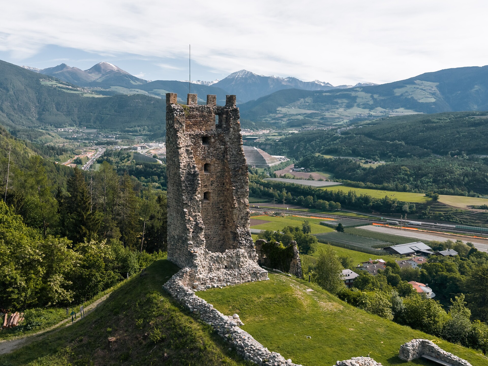Klanggemäuer 2026 - Brixen und Umgebung - #1 - suedtirol.info